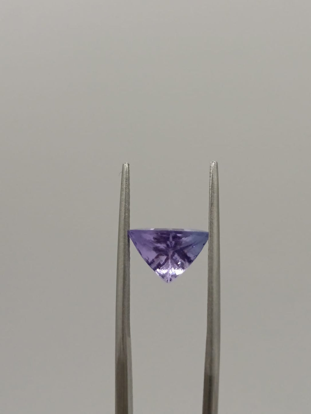 Tanzanita corte trillion de 2.99ct