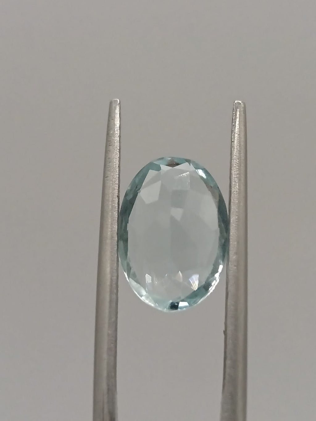 Aguamarina ovalada de 2.34ct