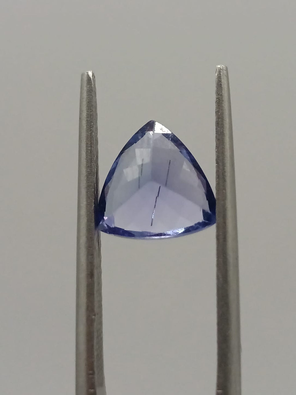 Tanzanita corte trillion de 1.83ct