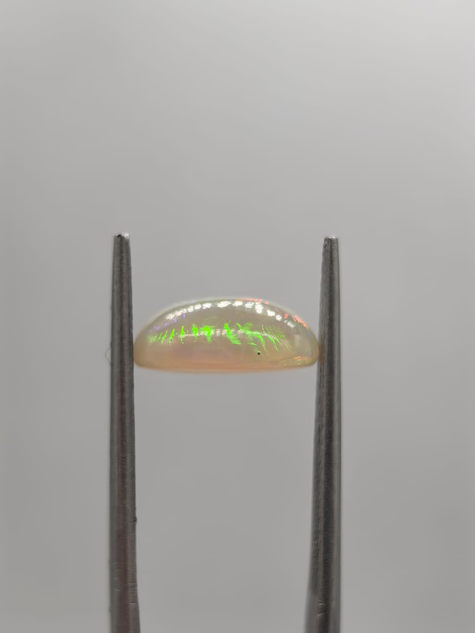 Ópalo ovalado de 2.04ct