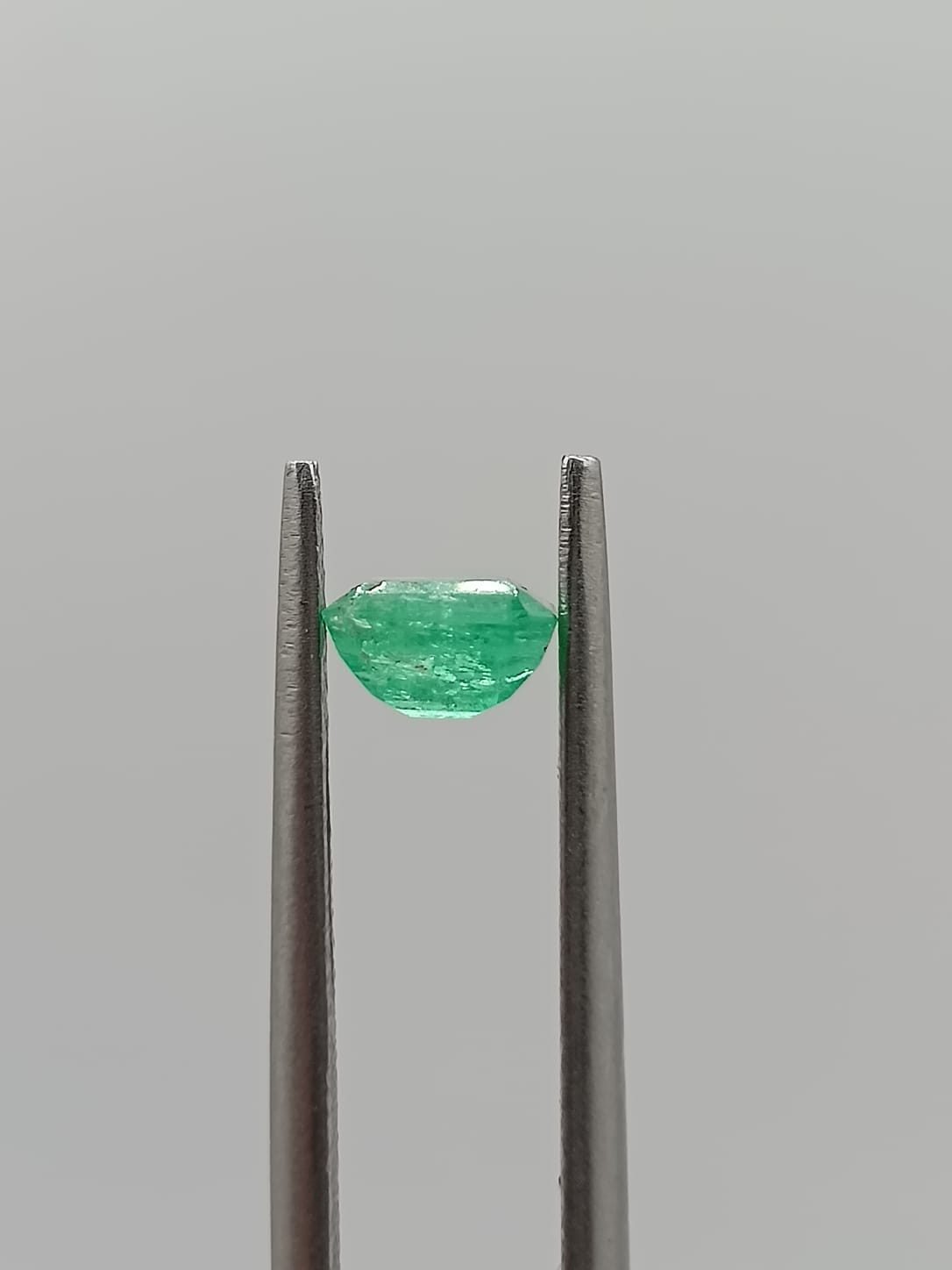 Esmeralda colombiana rectangular de 0.50ct