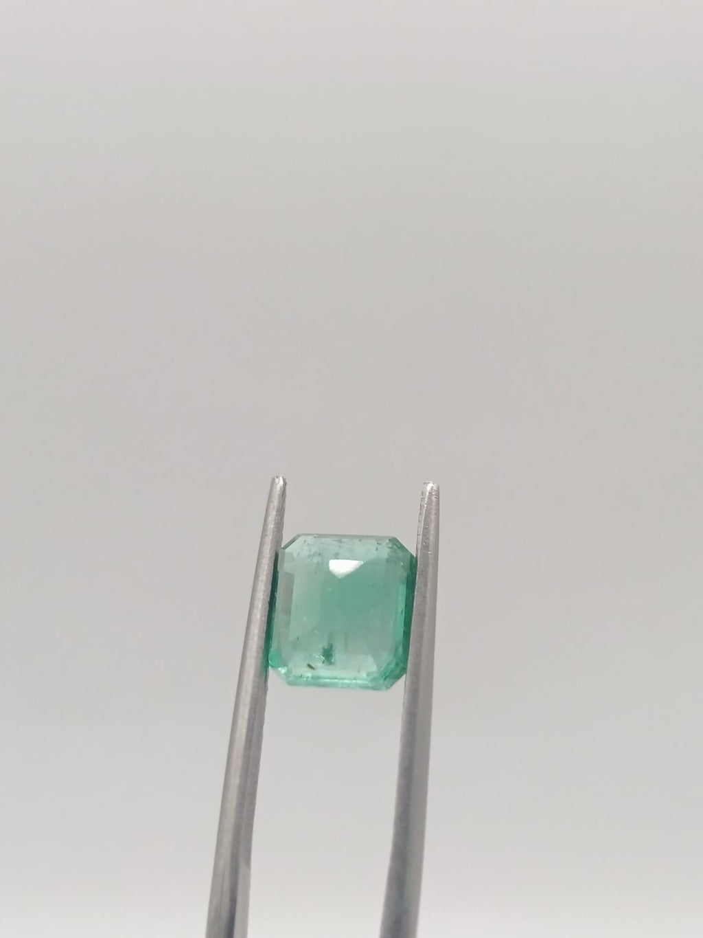 Esmeralda colombiana rectangular de 2.38ct