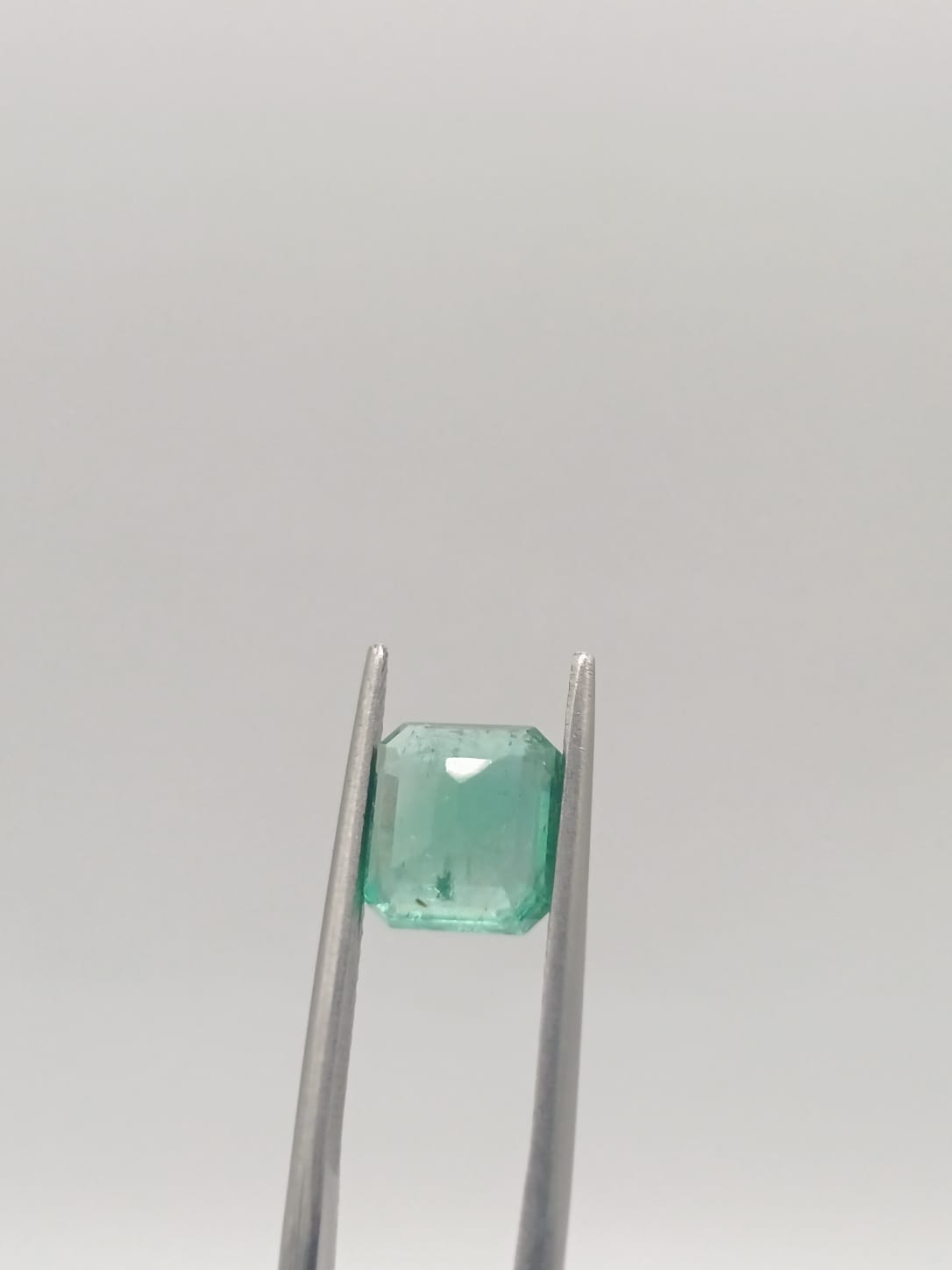 Esmeralda colombiana rectangular de 2.38ct