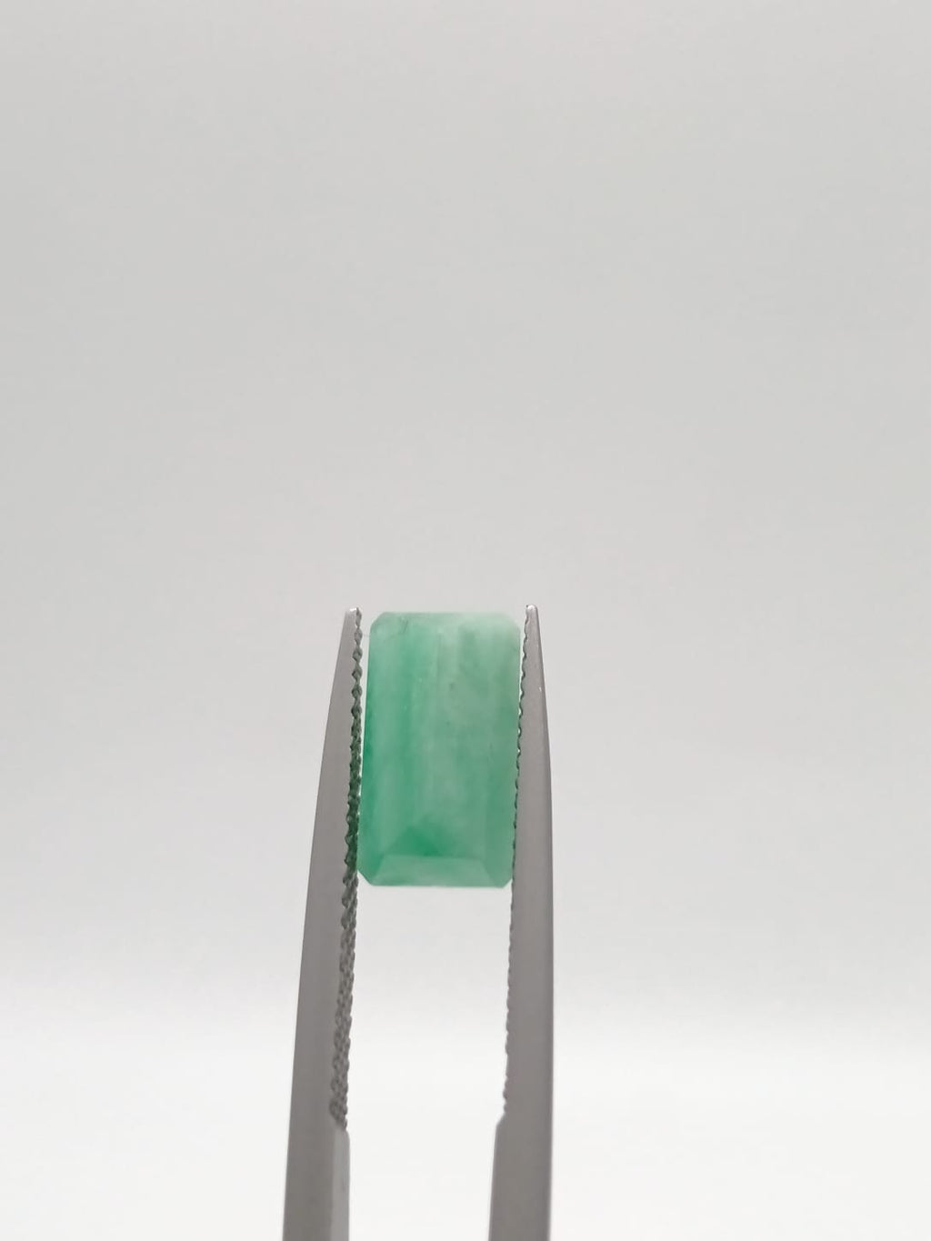 Esmeralda brasileña rectangular de 2.54ct