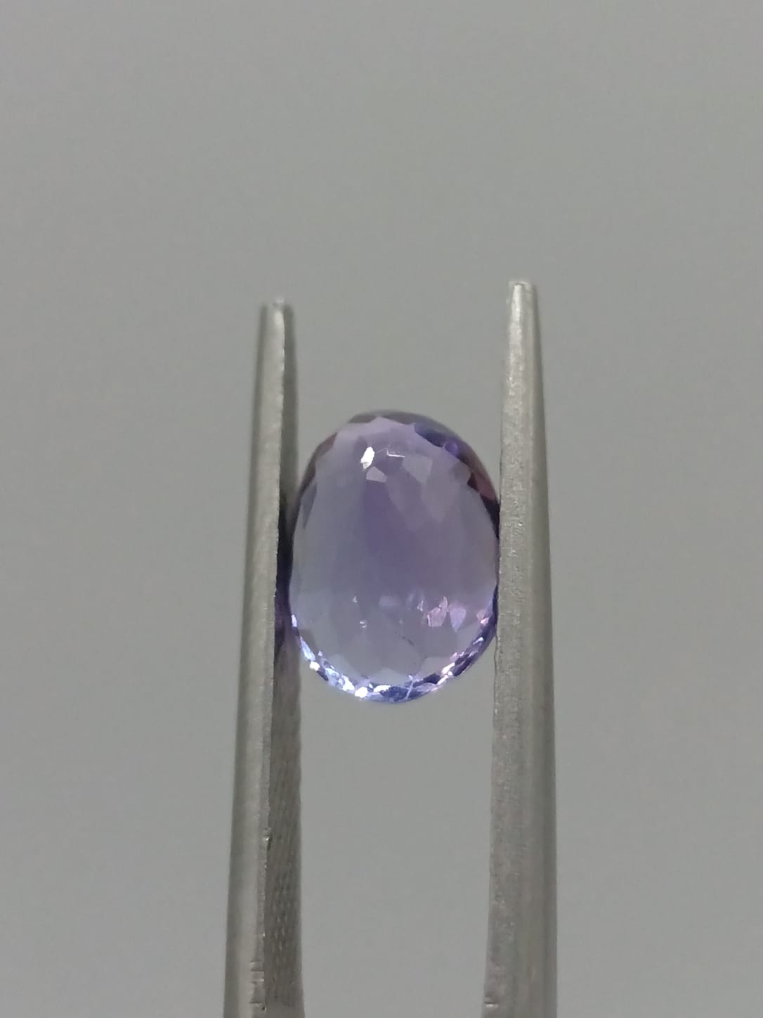 Tanzanita ovalada de 2.13ct