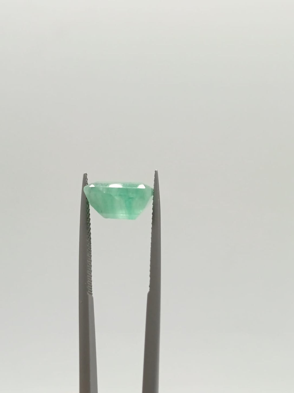 Esmeralda brasileña rectangular de 4.60ct