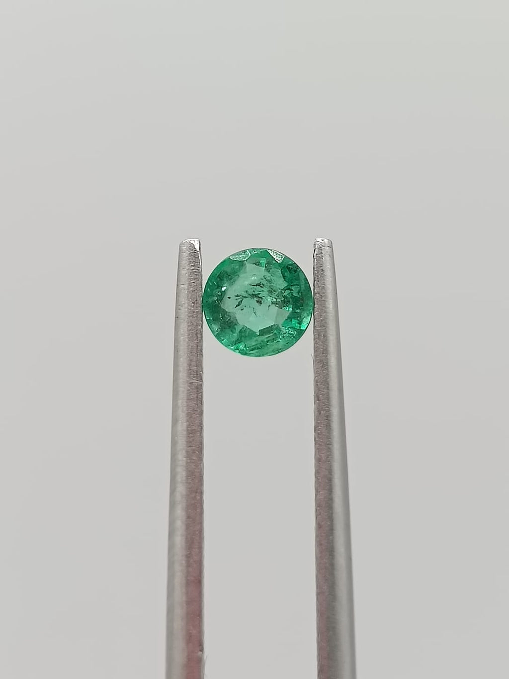 Esmeralda colombiana circular de 0.25ct
