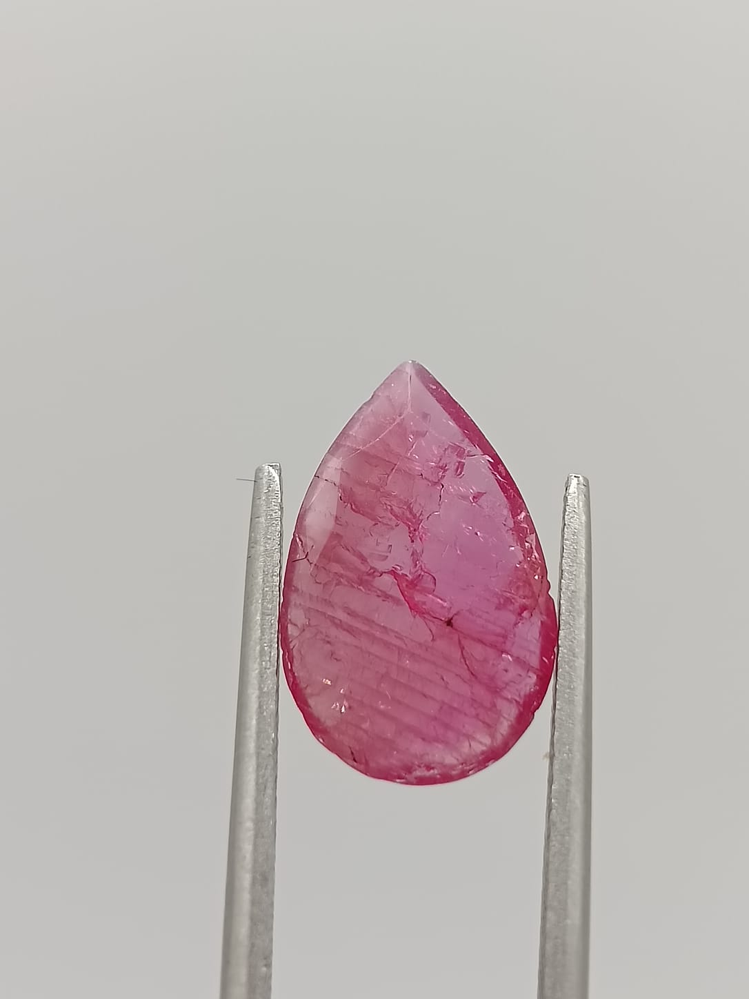 Rubí corte fancy de 2.34ct