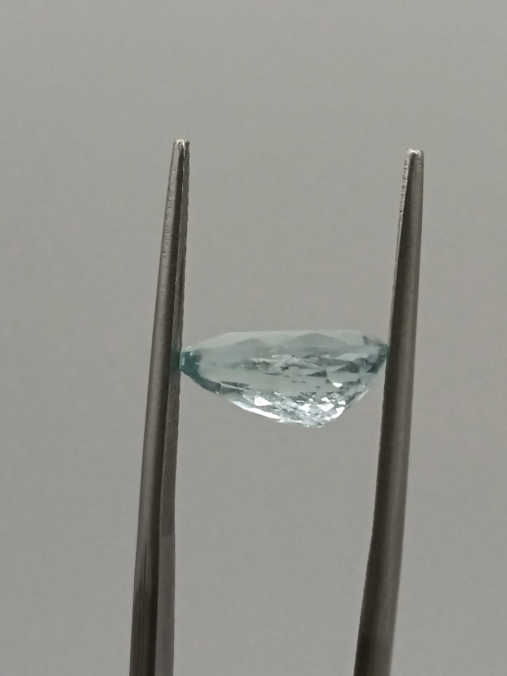 Aguamarina forma de gota de 2.31ct
