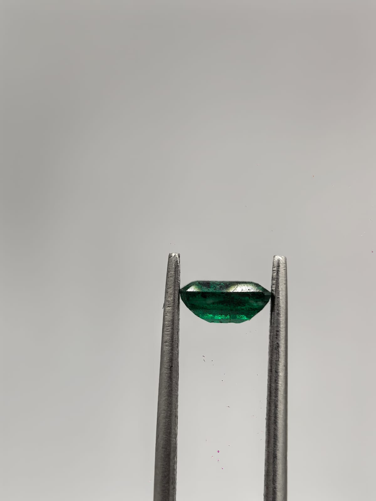 Esmeralda colombiana rectangular de 0.55ct