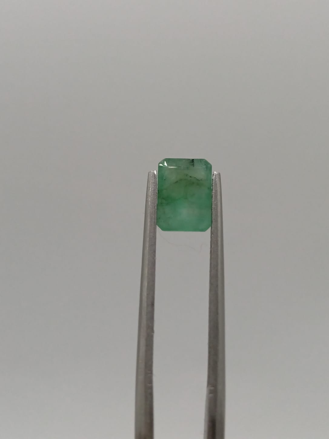 Esmeralda brasileña rectangular de 1.12ct