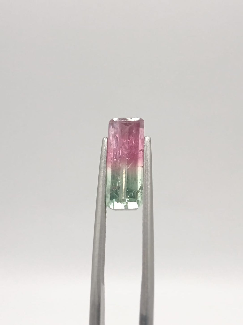 Turmalina sandia rectangular de 2.35ct