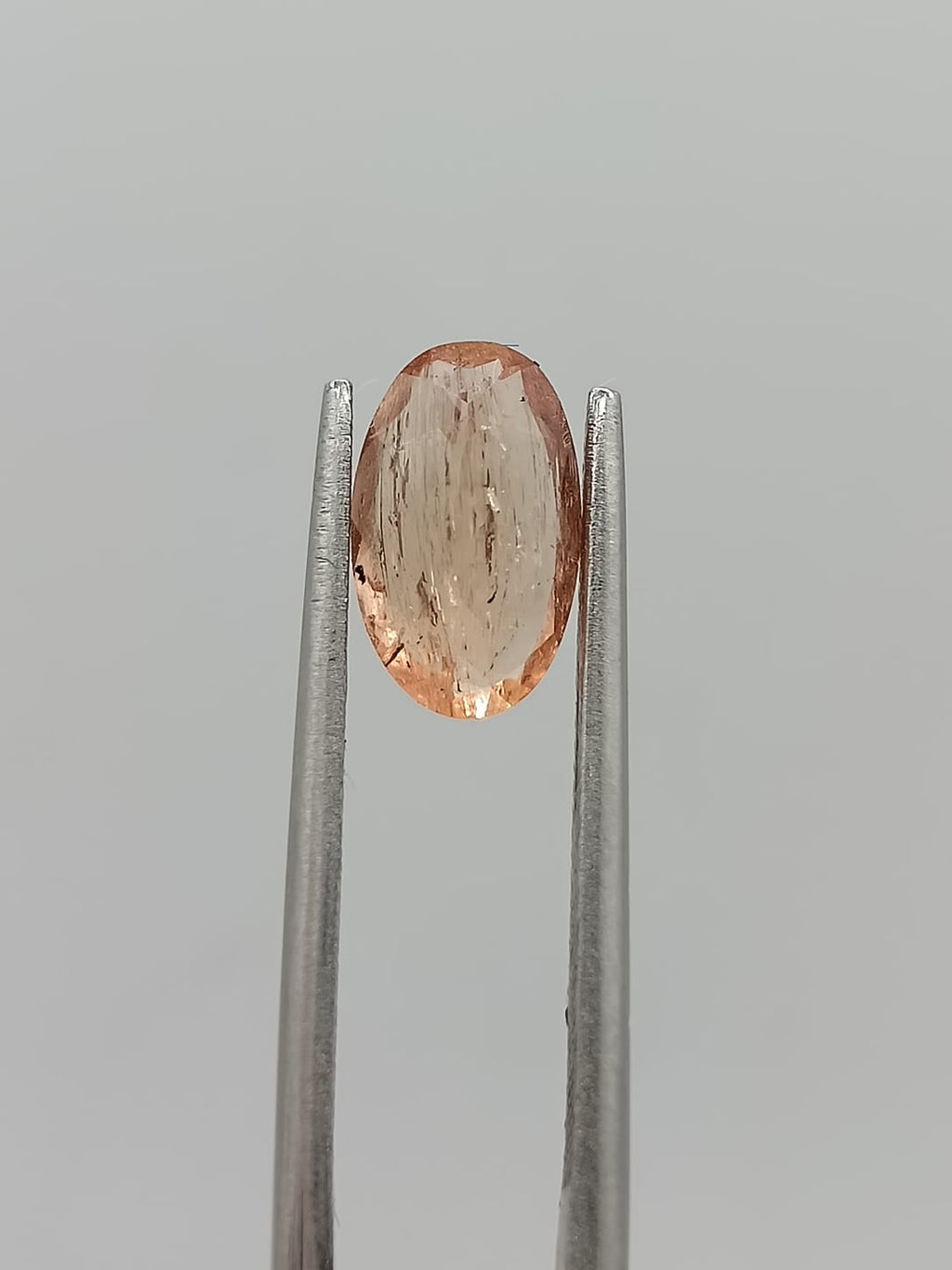 Topacio imperial ovalado de 2.01ct