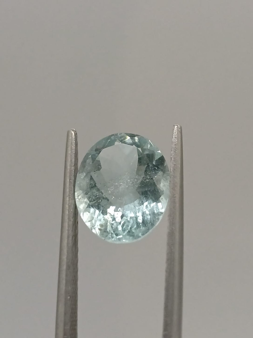 Aguamarina ovalada de 2.87ct