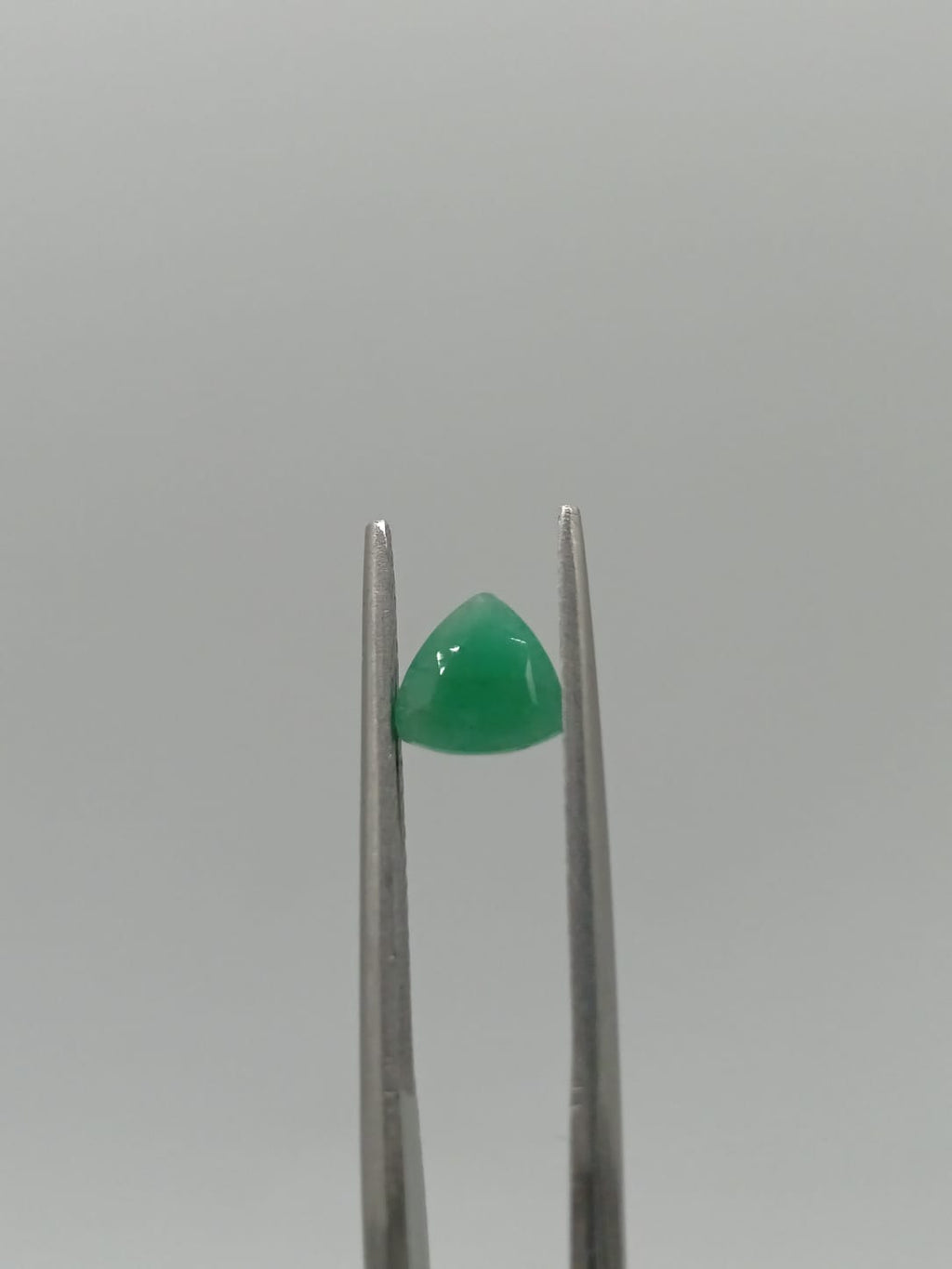 Esmeralda brasileña corte trillion de 0.71ct