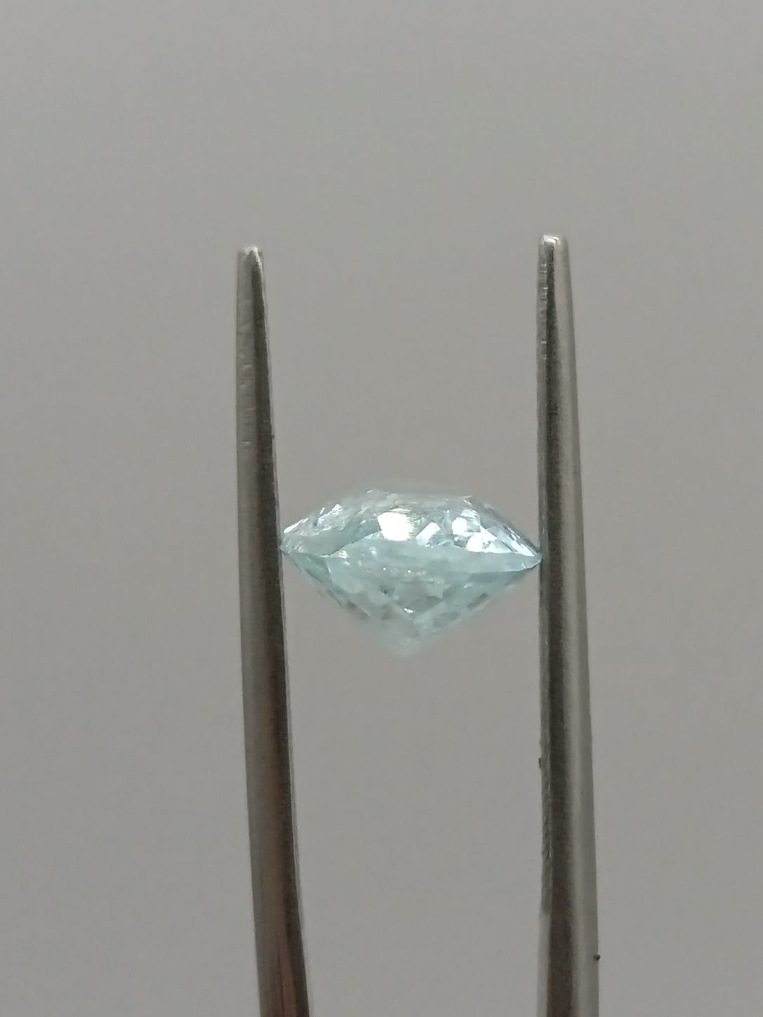 Aguamarina ovalada de 2.88ct
