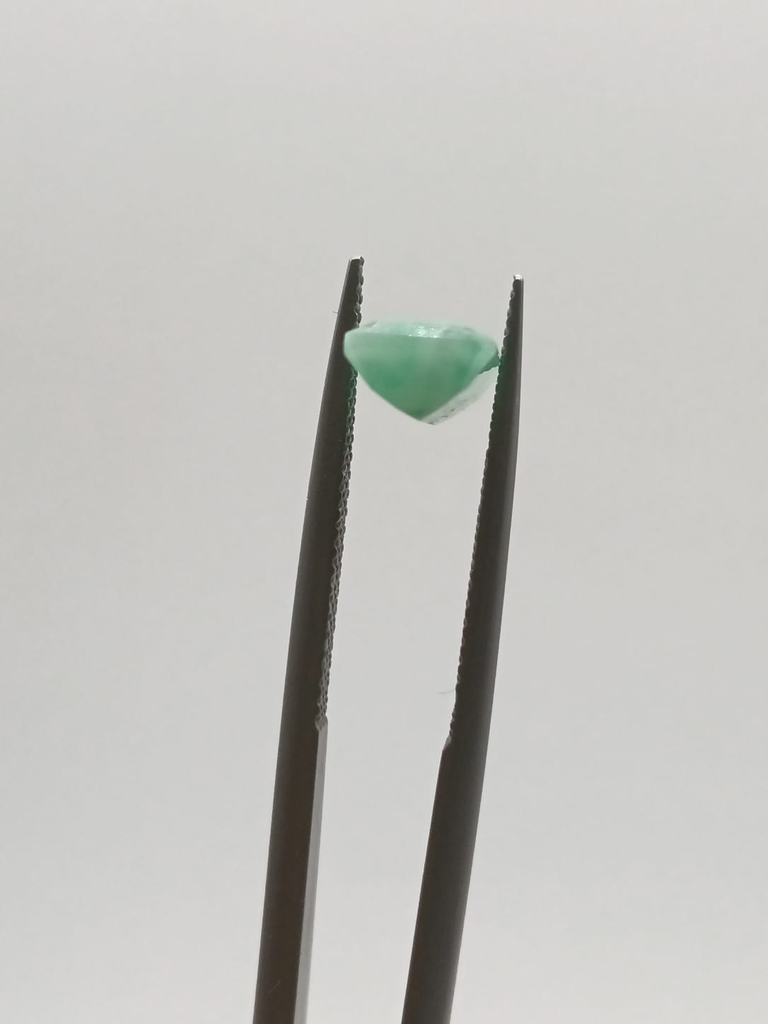 Esmeralda brasileña rectangular de 2.34ct