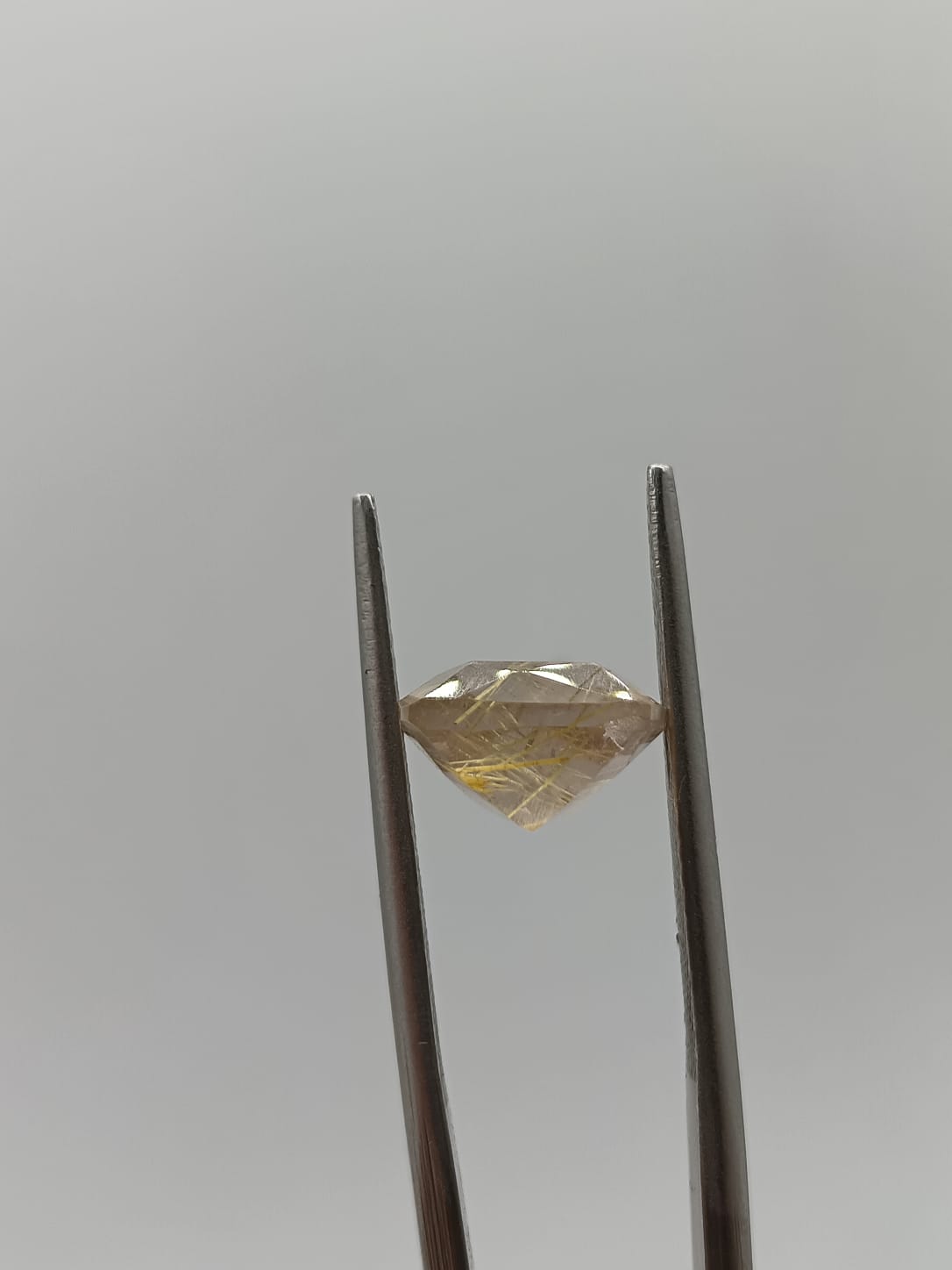 Cuarzo rutilado rectangular de 4.09ct