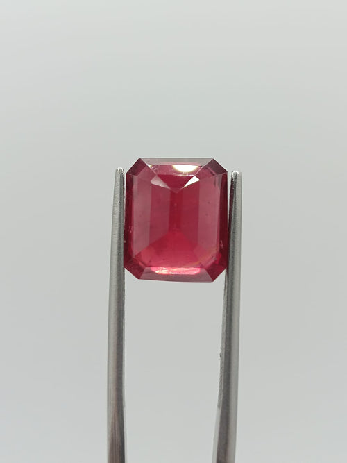 Rubí rectangular de 6.10ct