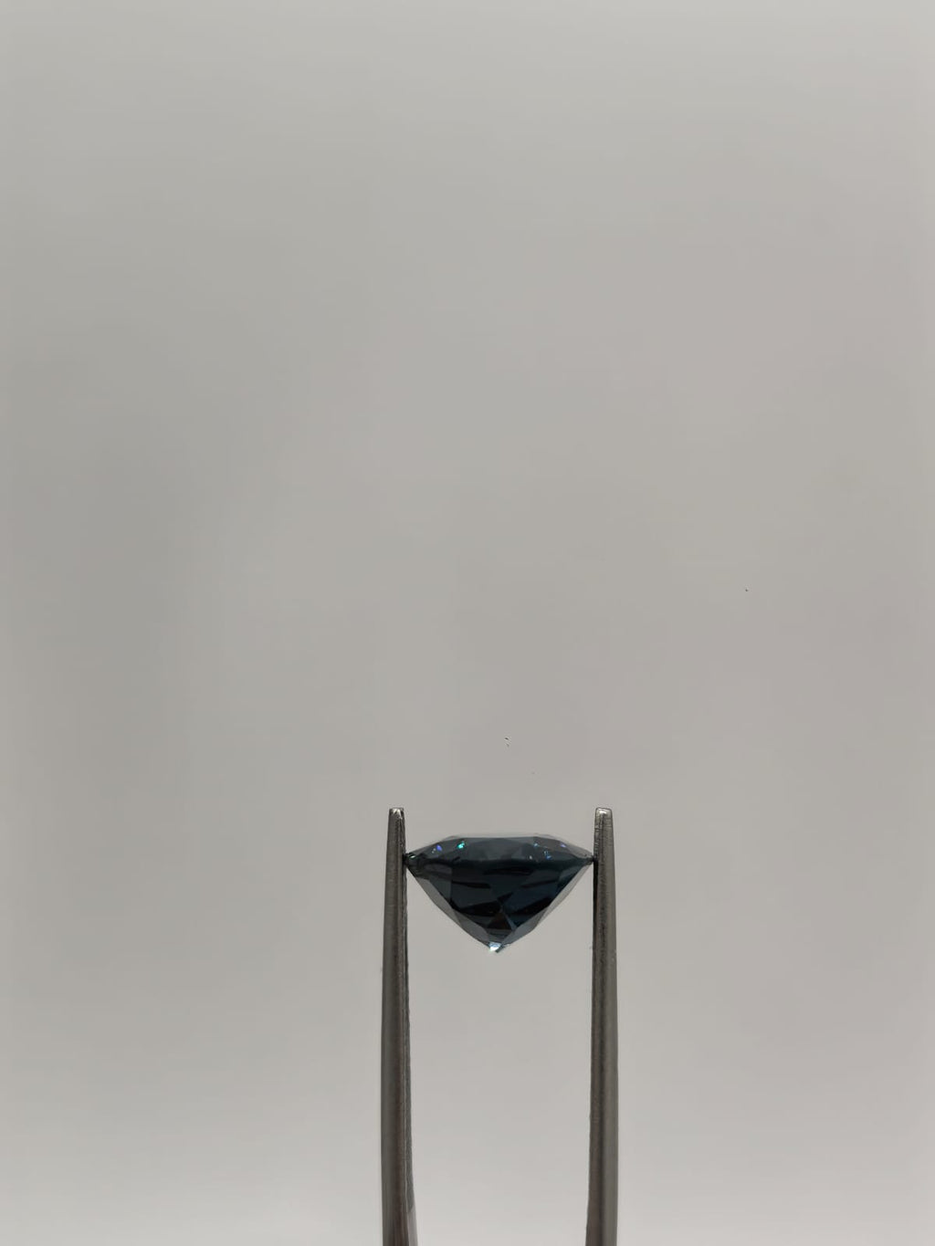 Topacio London blue ovalado de 5.43ct