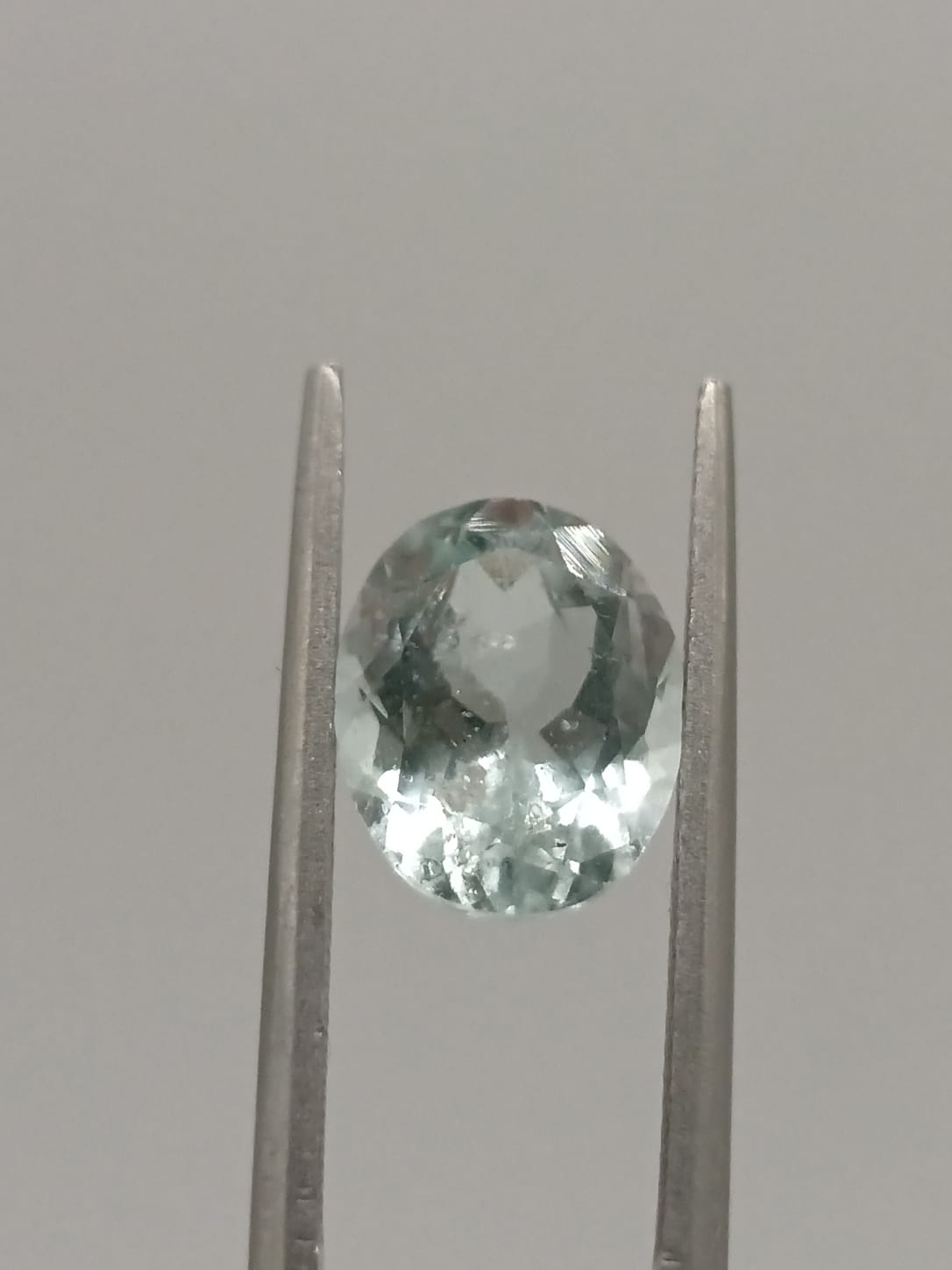 Aguamarina ovalada de 2.73ct