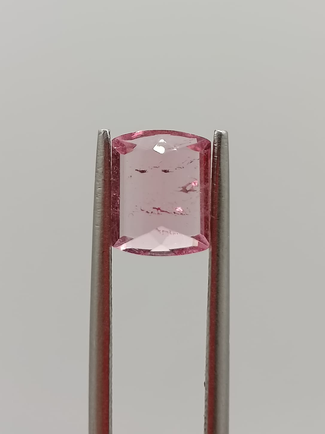 Turmalina rosa rectangular de 1.62ct