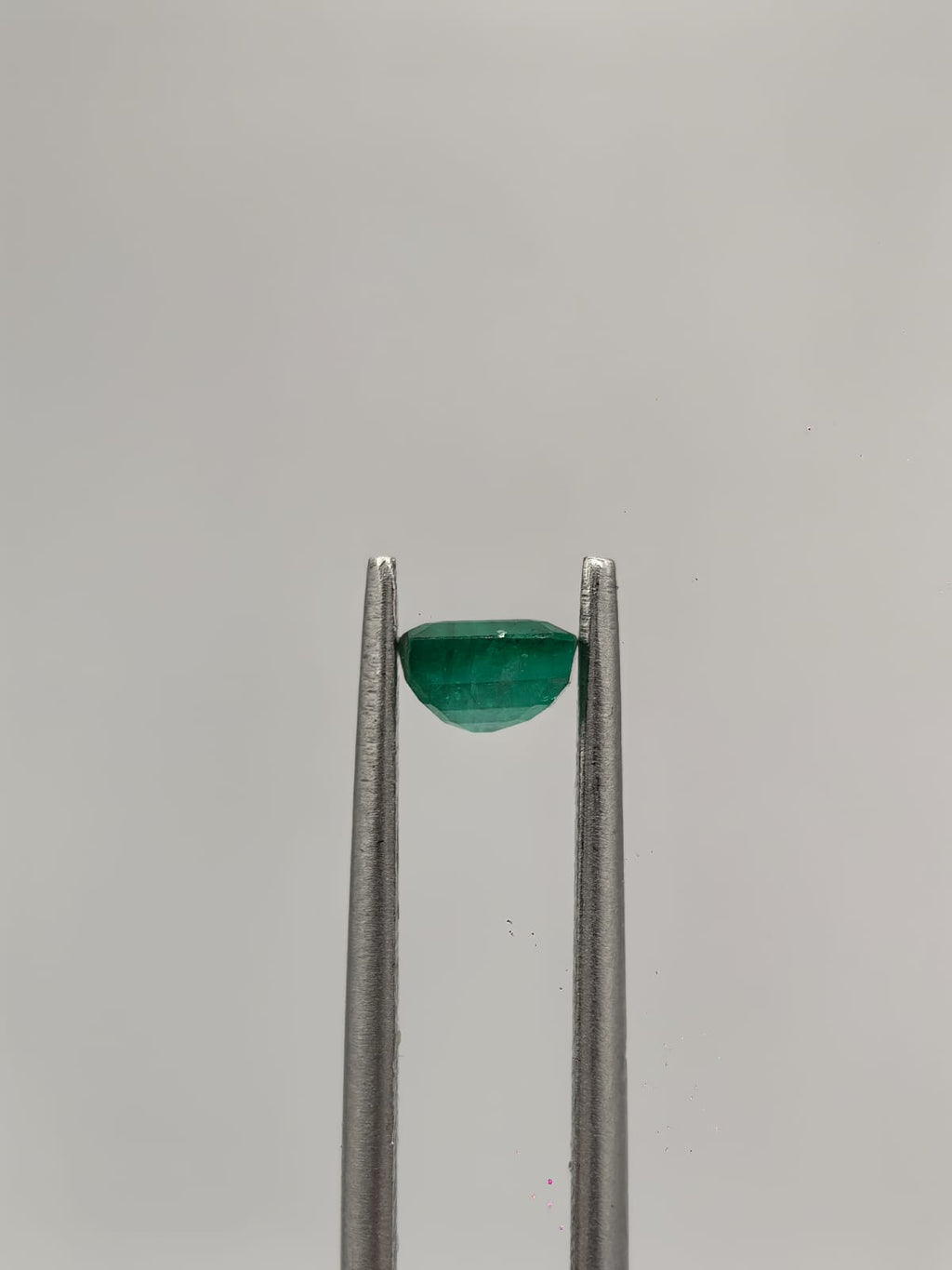 Esmeralda colombiana cuadrada de 0.58ct