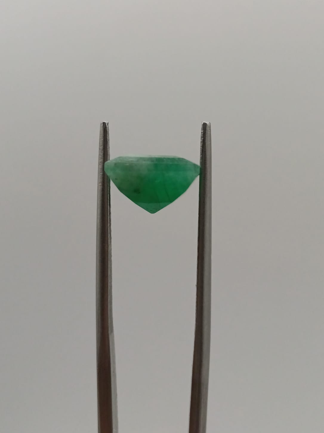 Esmeralda brasileña cuadrada de 3.19ct