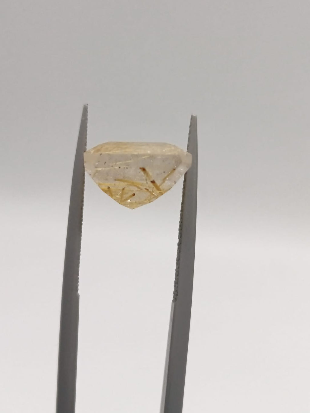 Cuarzo rutilado rectangular de 10.66ct