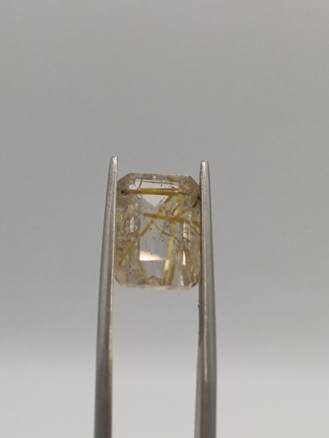 Cuarzo rutilado rectangular de 5.86ct