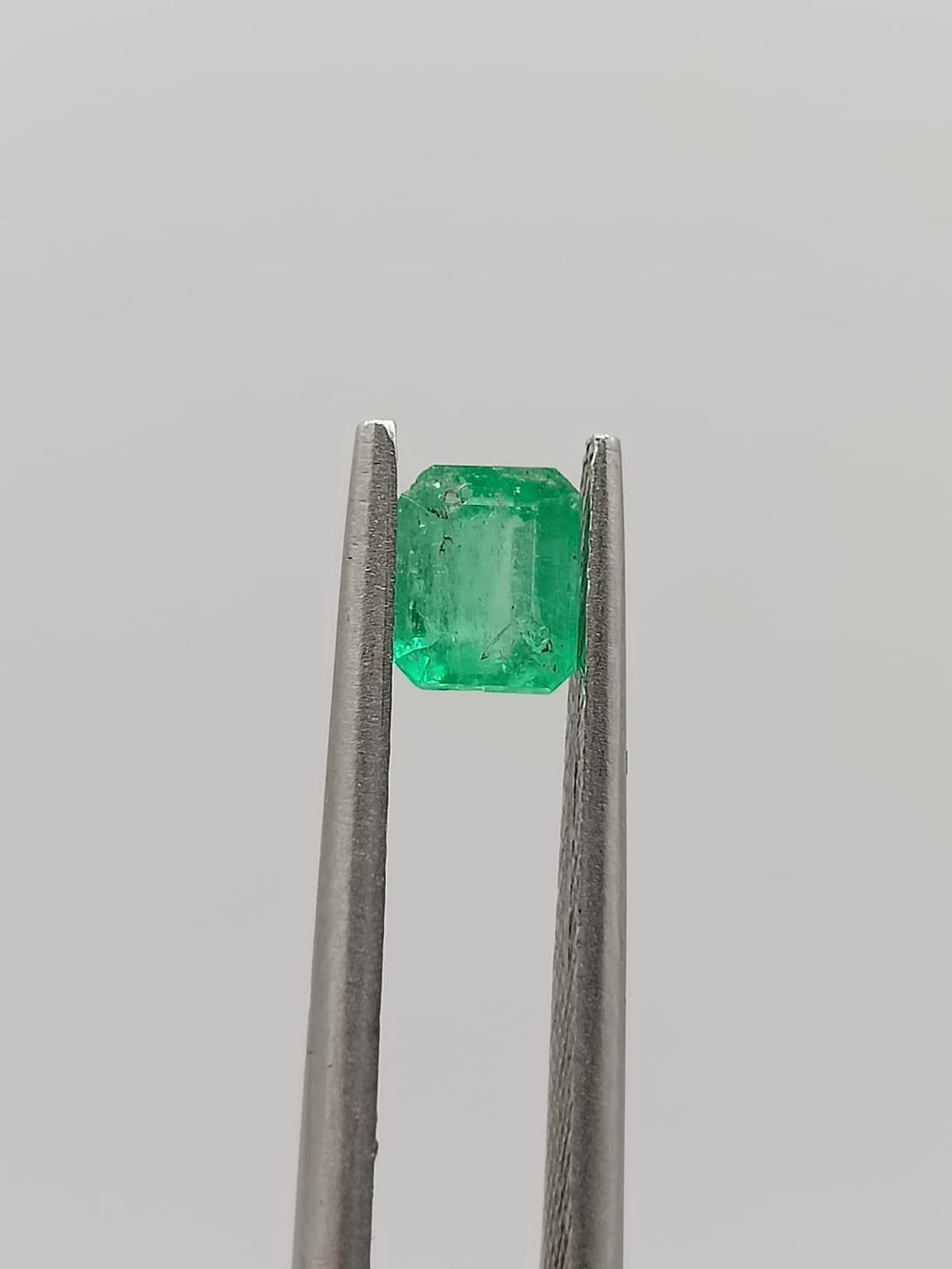 Esmeralda colombiana rectangular de 0.50ct