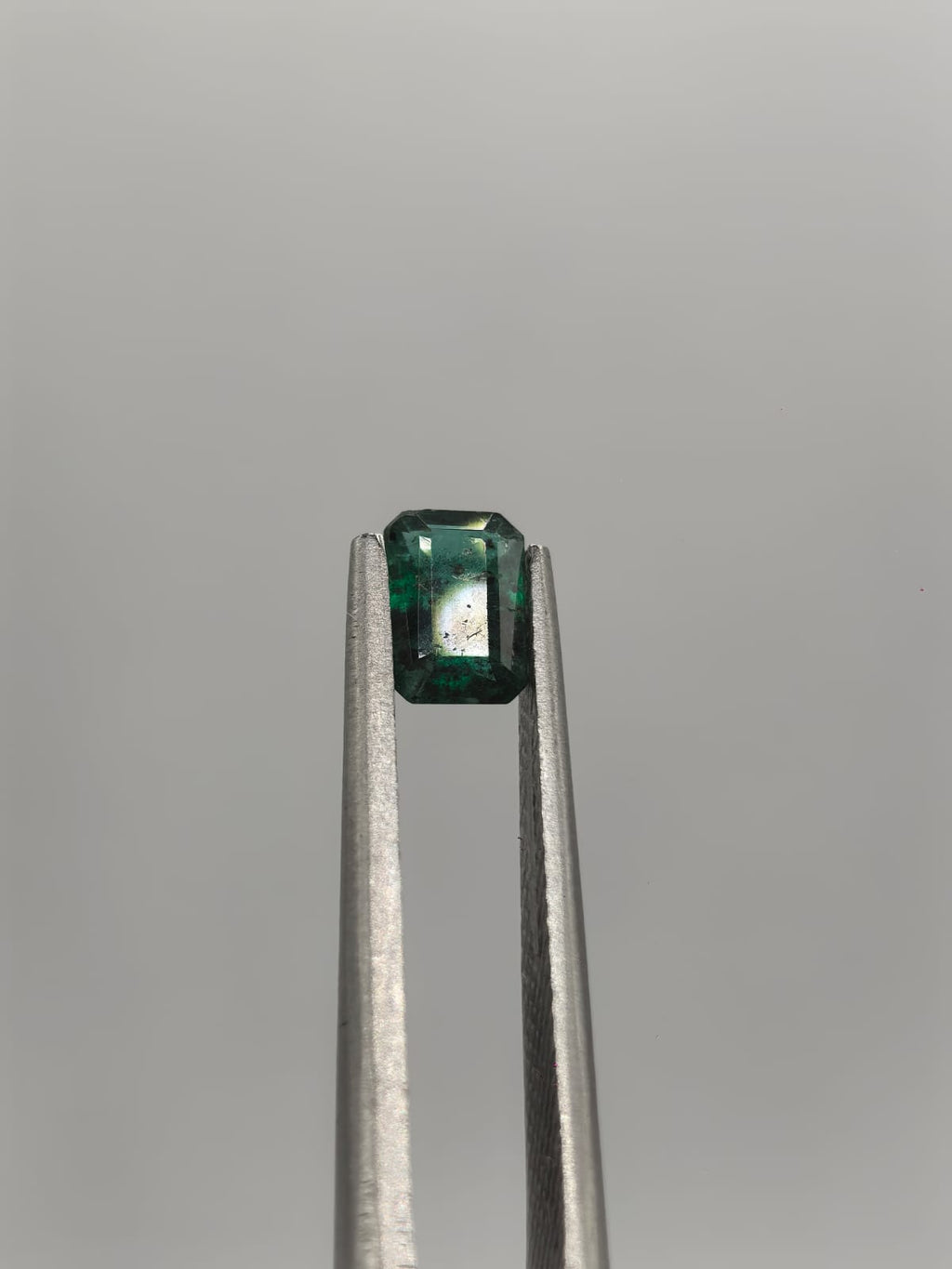 Esmeralda colombiana rectangular de 0.49ct