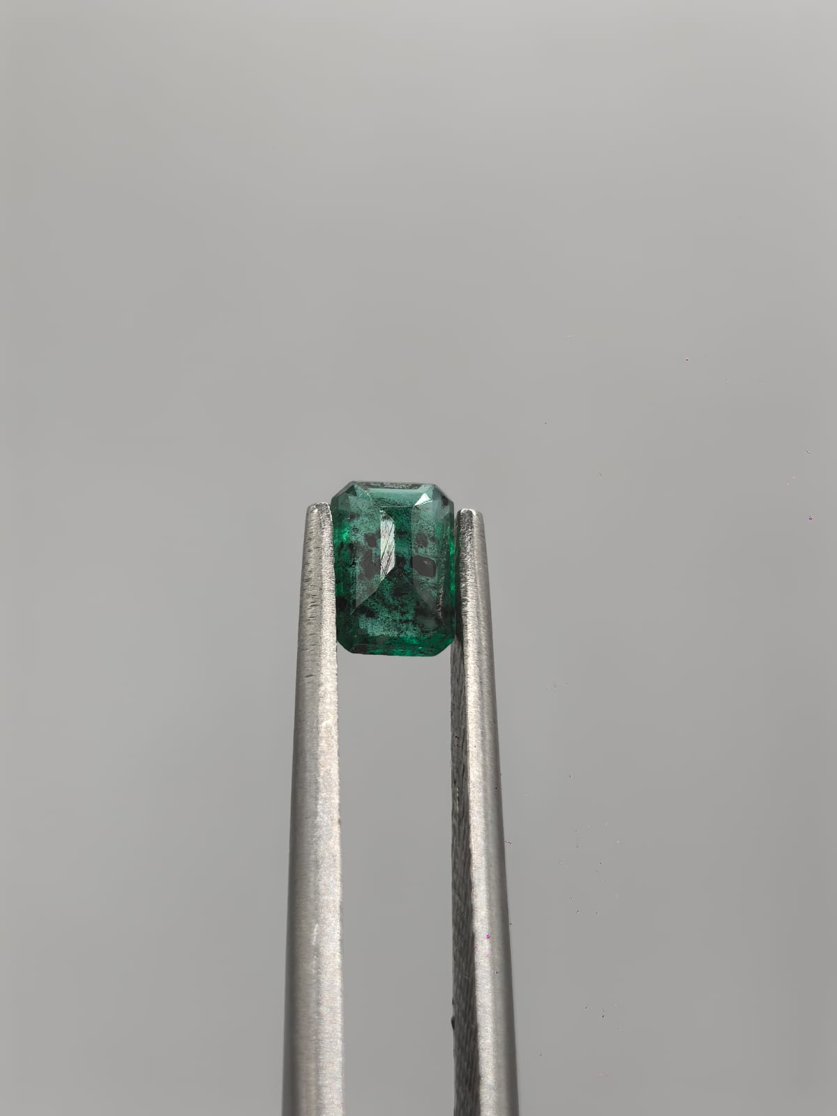 Esmeralda colombiana rectangular de 0.49ct