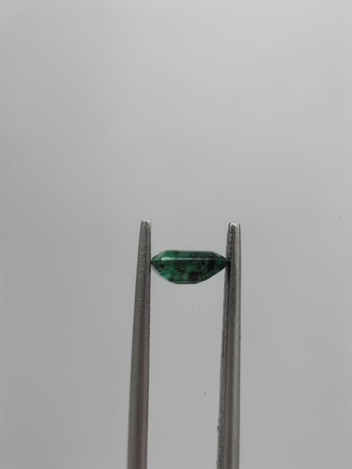Esmeralda colombiana rectangular de 0.49ct