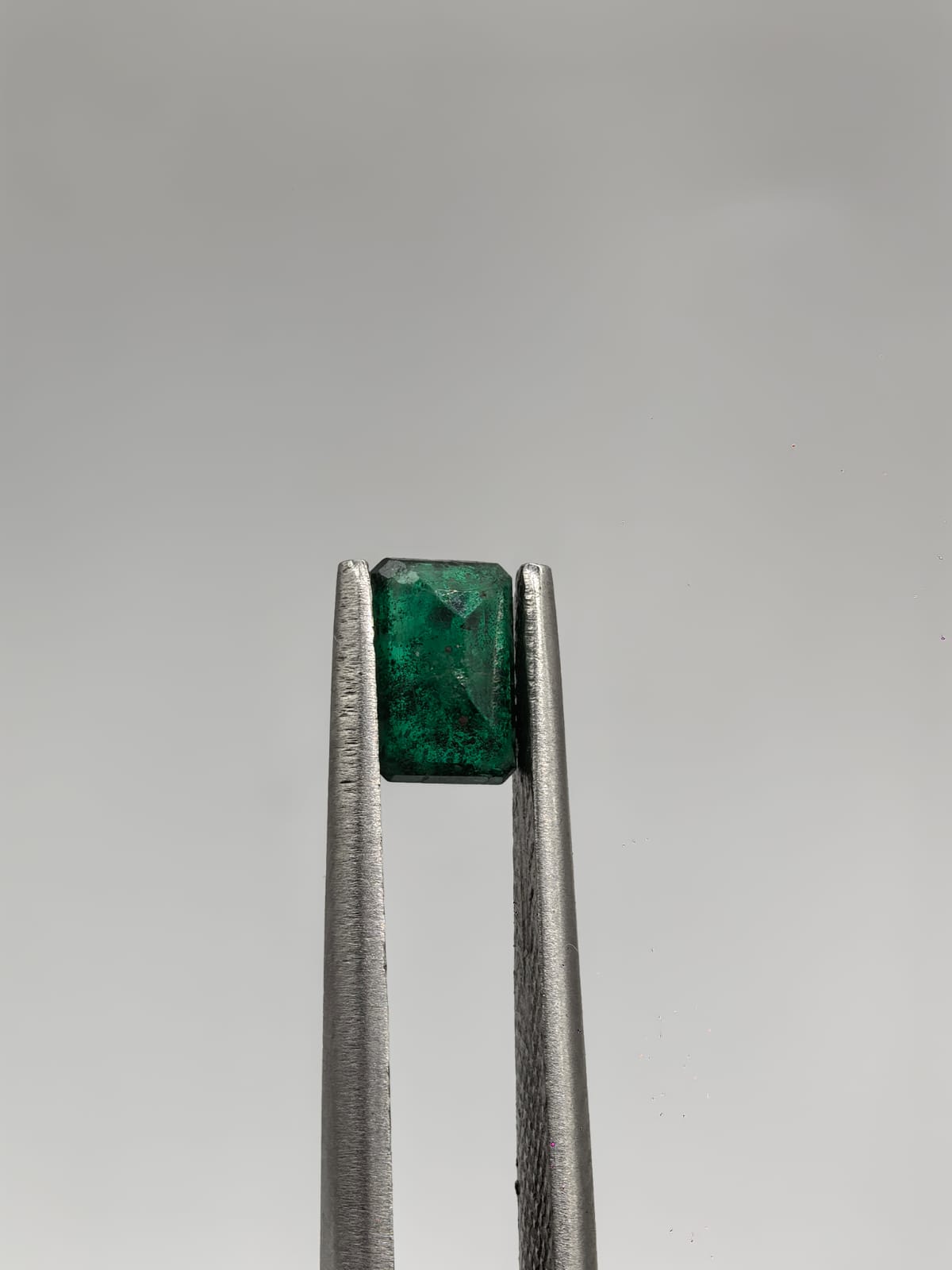Esmeralda colombiana rectangular de 0.55ct