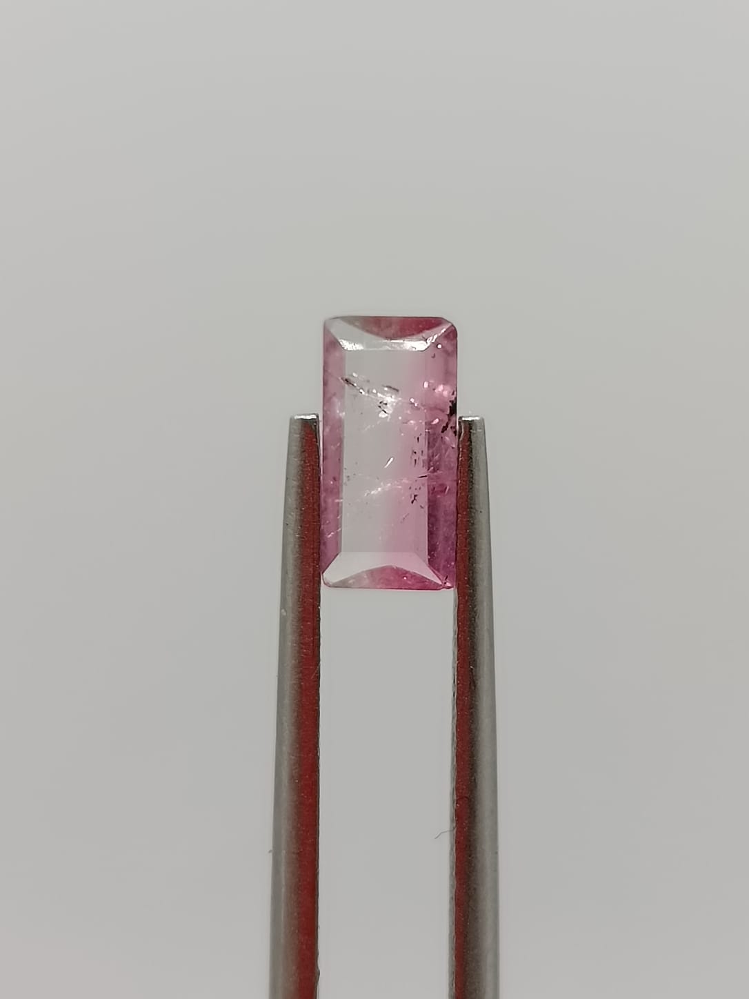 Turmalina rosa rectangular de 0.52ct