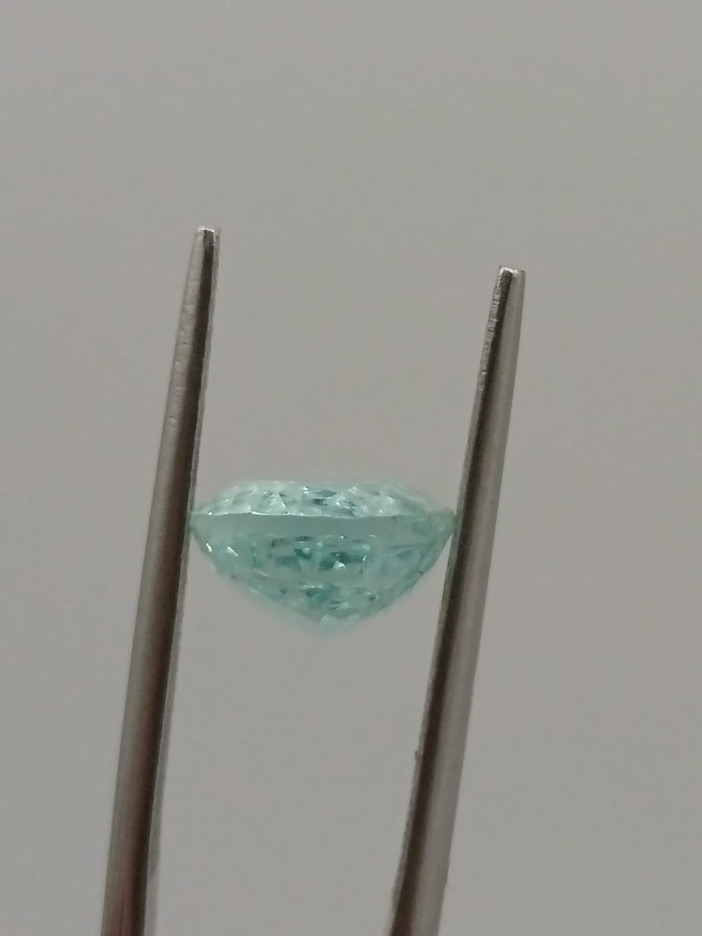 Aguamarina ovalada de 3.22ct