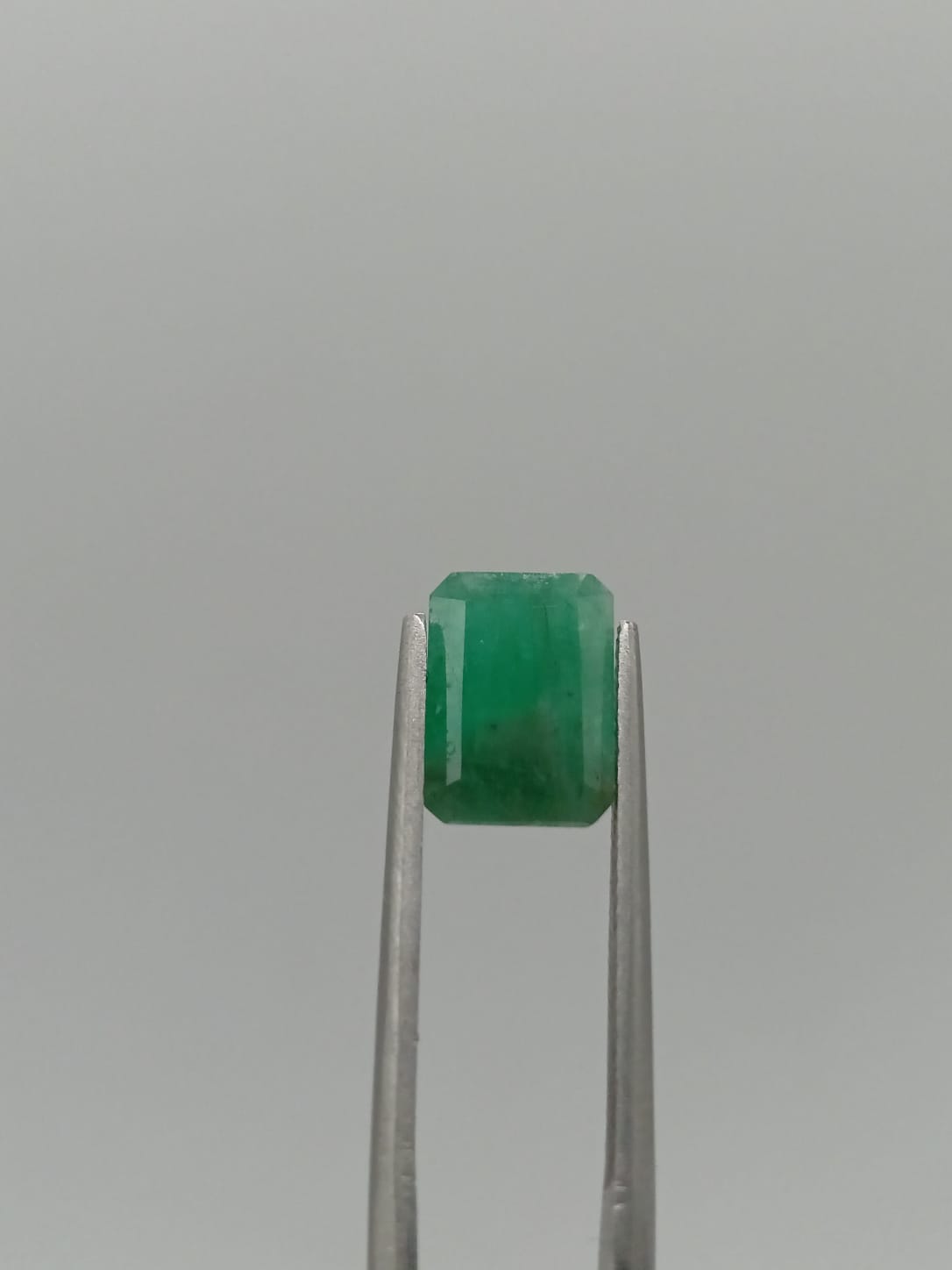 Esmeralda brasileña rectangular de 2.40ct