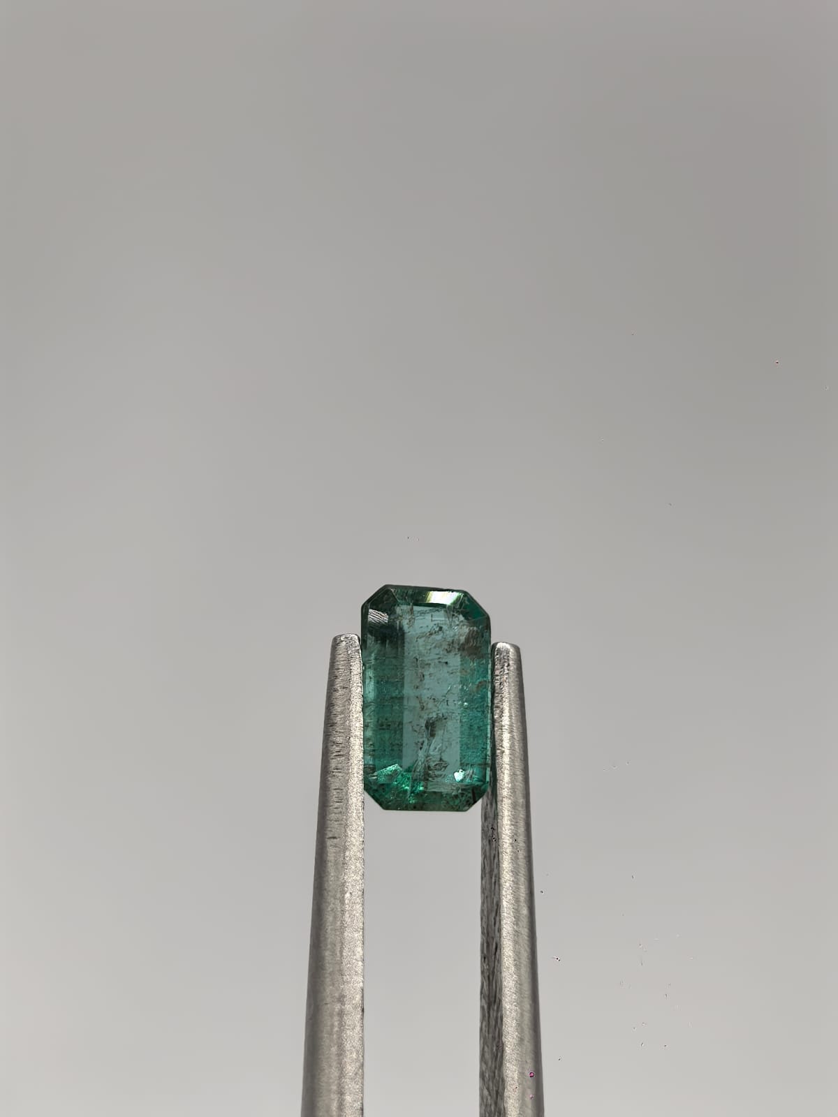 Esmeralda colombiana rectangular de 0.49ct
