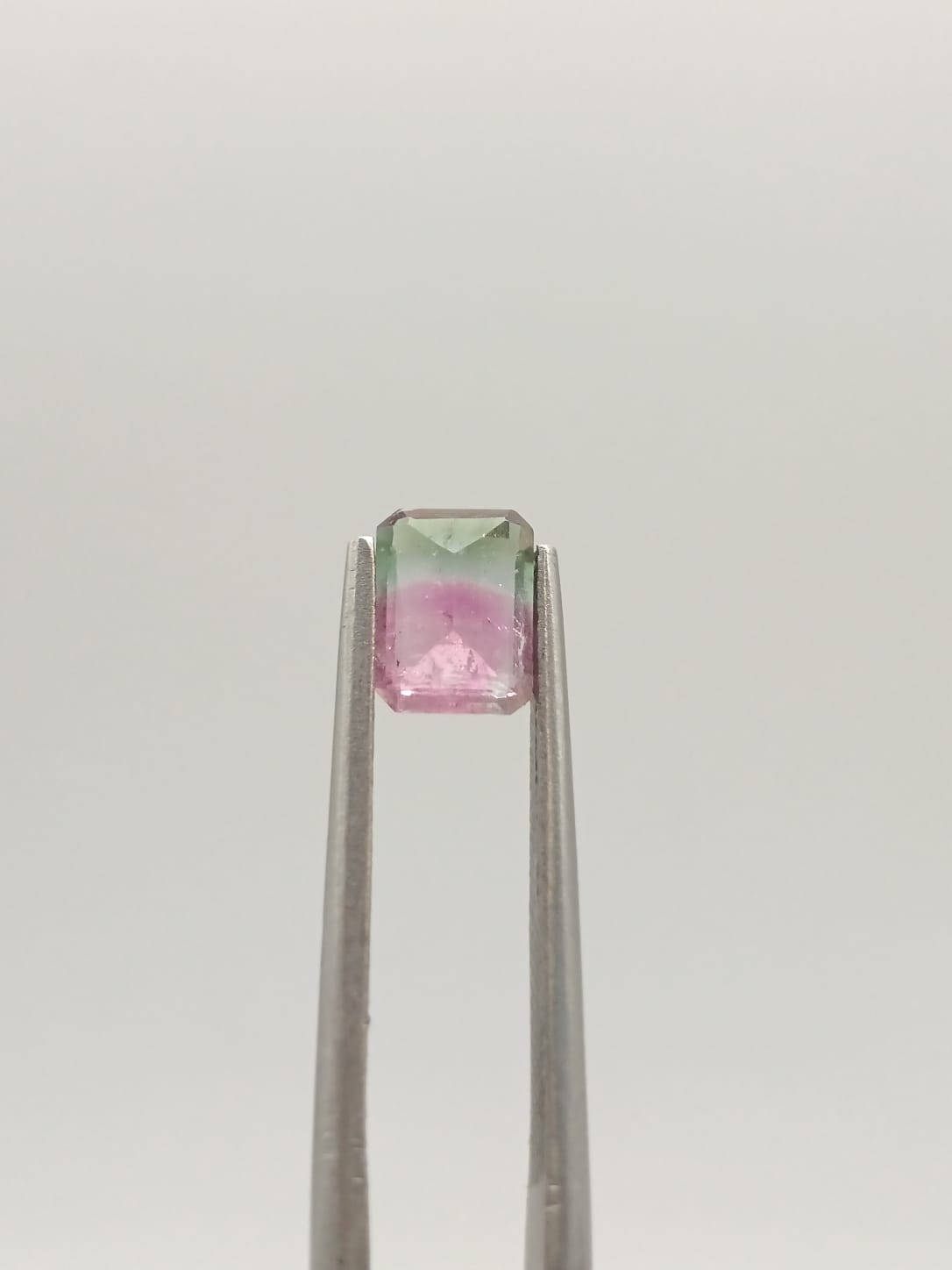 Turmalina sandia rectangular de 0.99ct