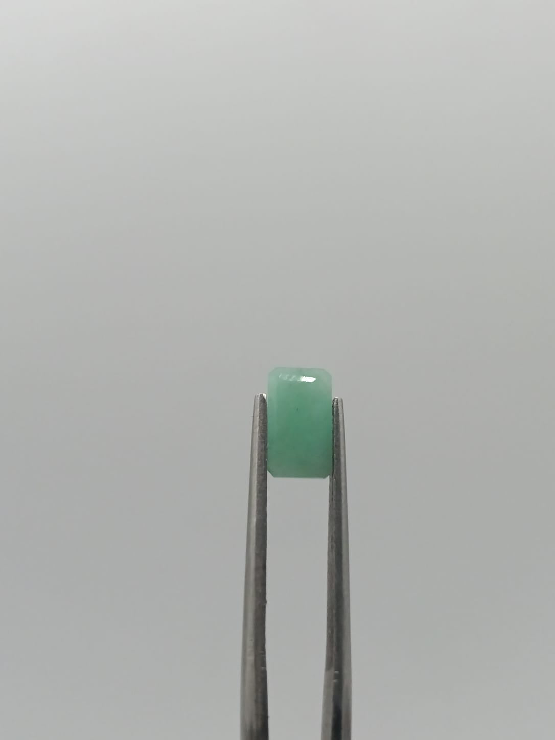 Esmeralda brasileña rectangular de  1.27ct