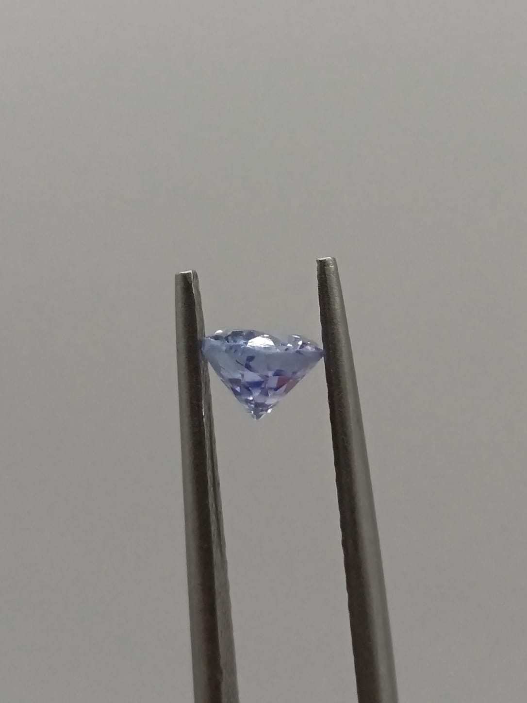 Tanzanita ovalada de 0.84ct