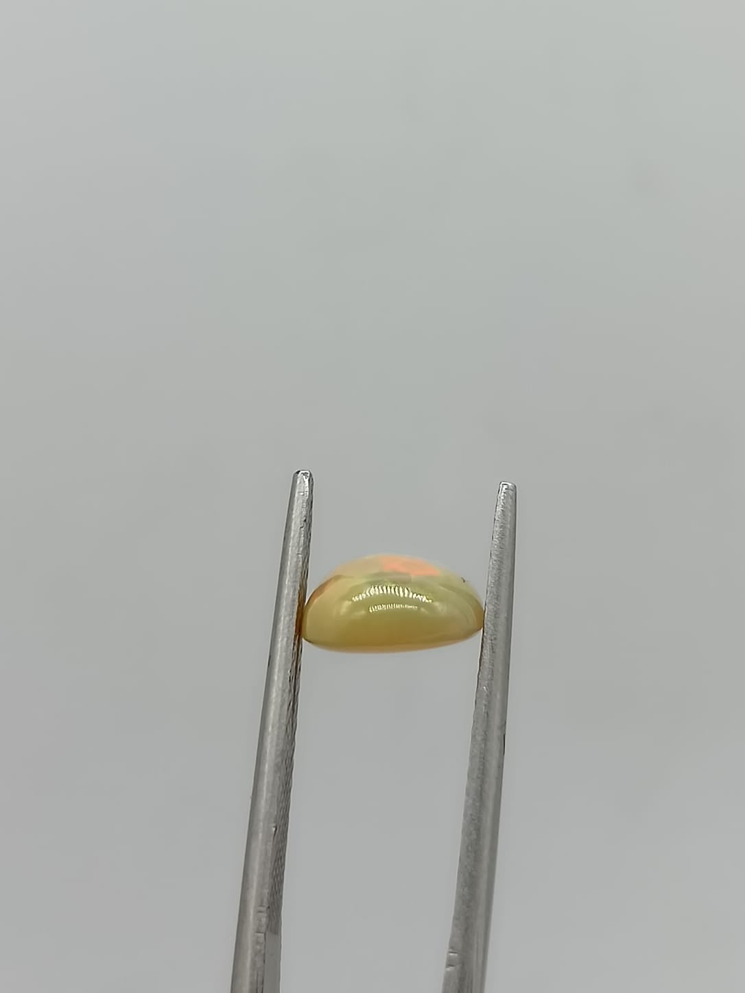 Ópalo forma de gota de 2.27ct