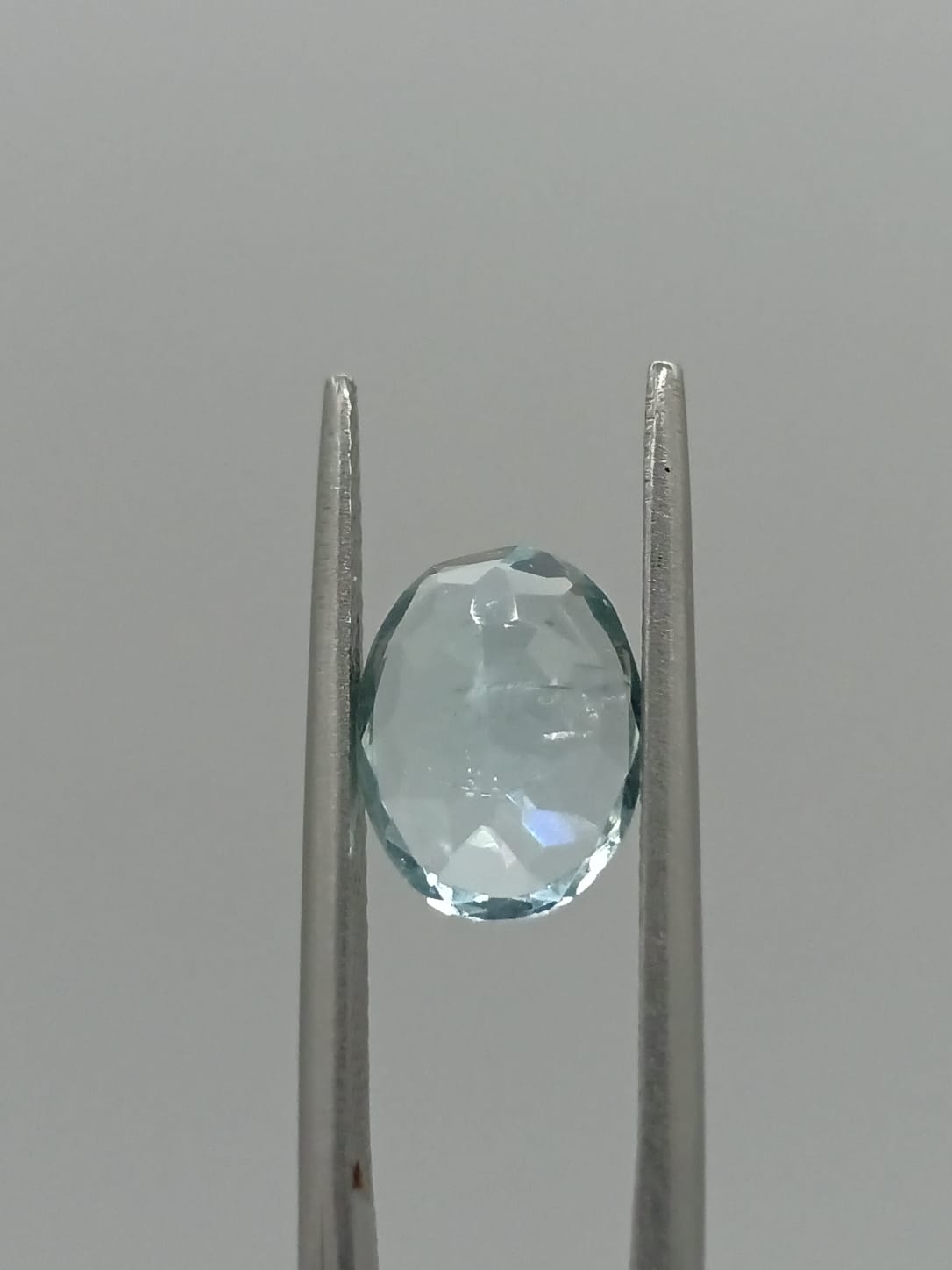 Aguamarina ovalada de 2.08ct