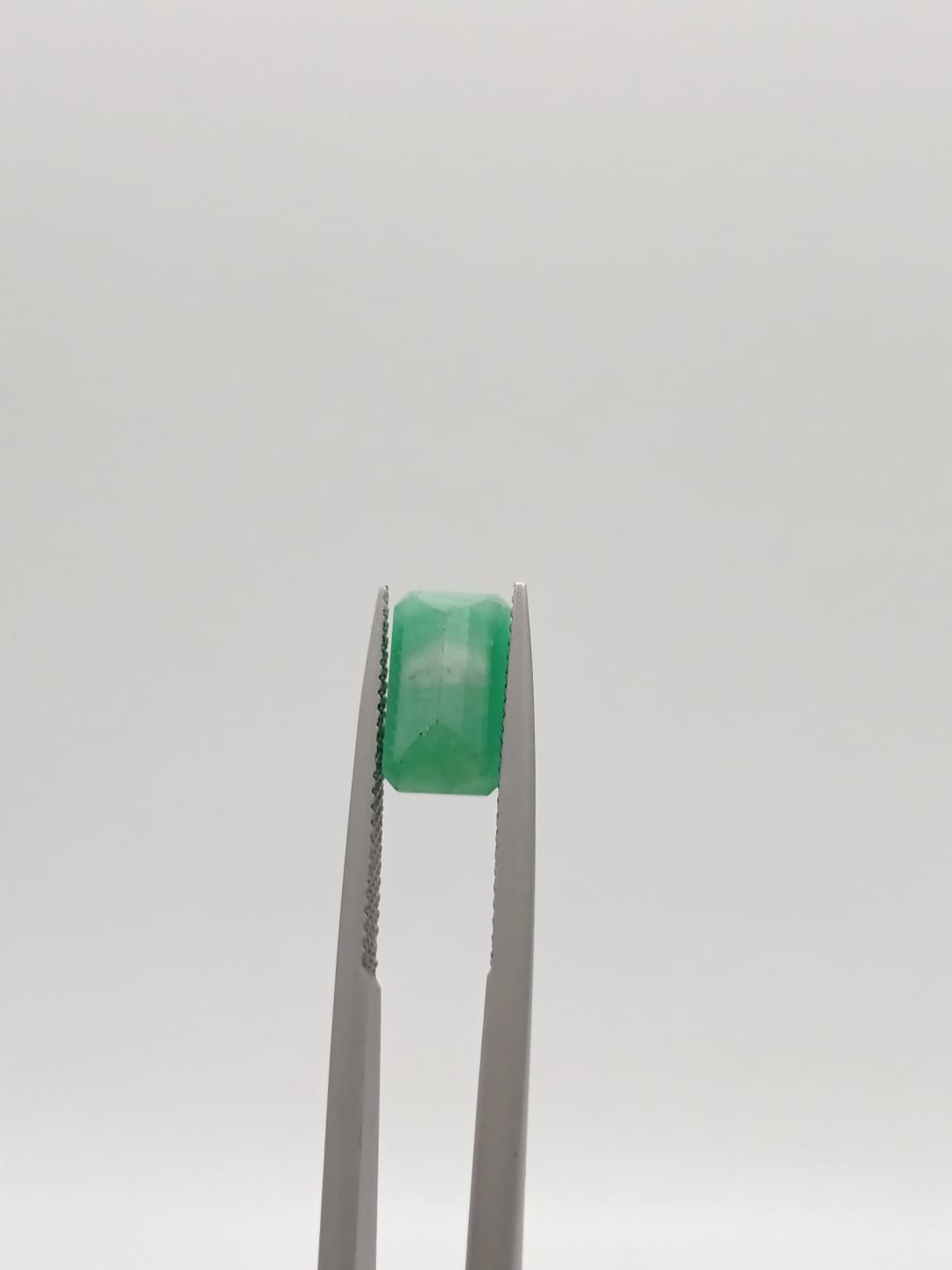 Esmeralda brasileña rectangular de 2.66ct