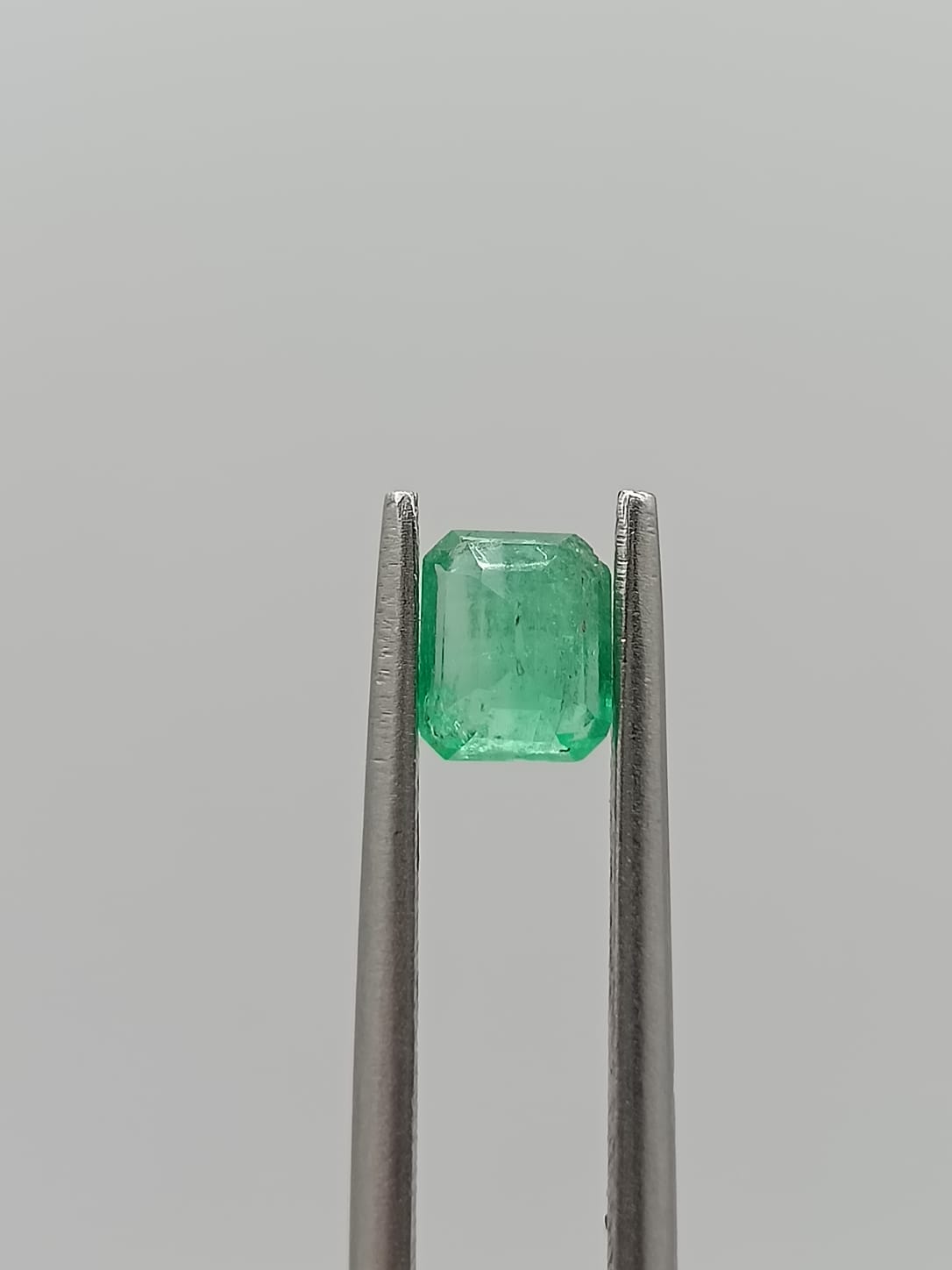 Esmeralda colombiana rectangular de 0.50ct