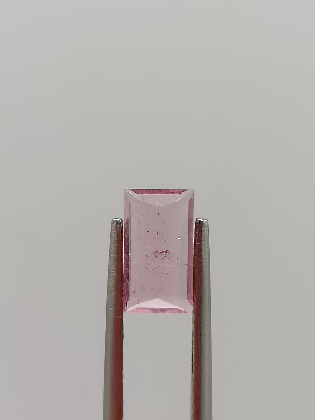 Turmalina rosa rectangular de 1.03ct