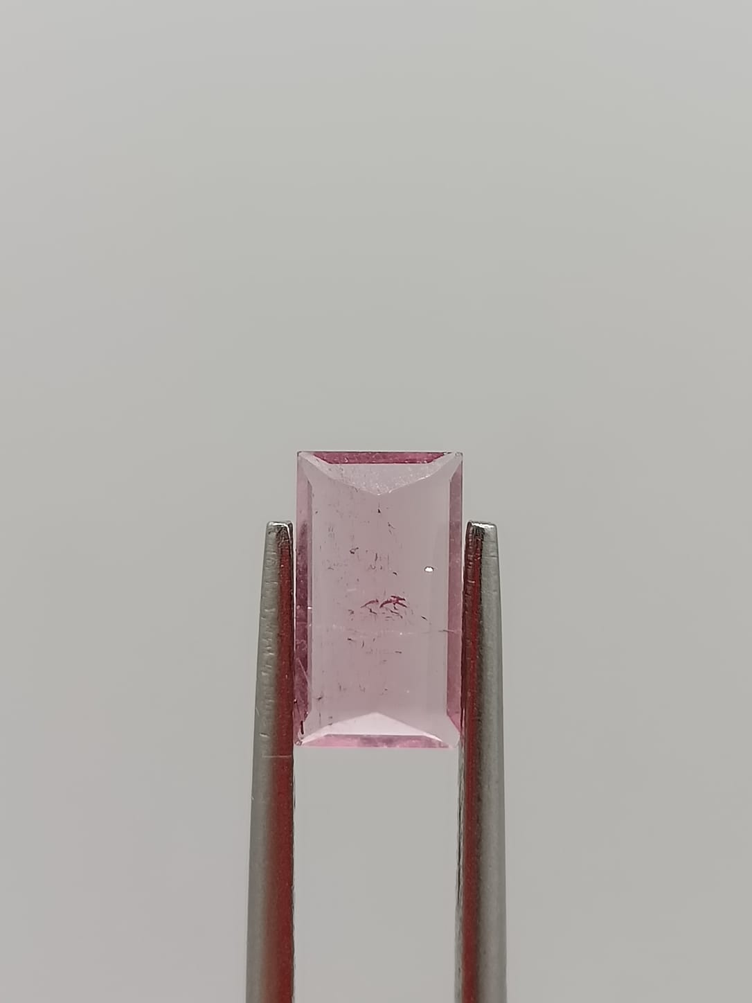 Turmalina rosa rectangular de 1.03ct