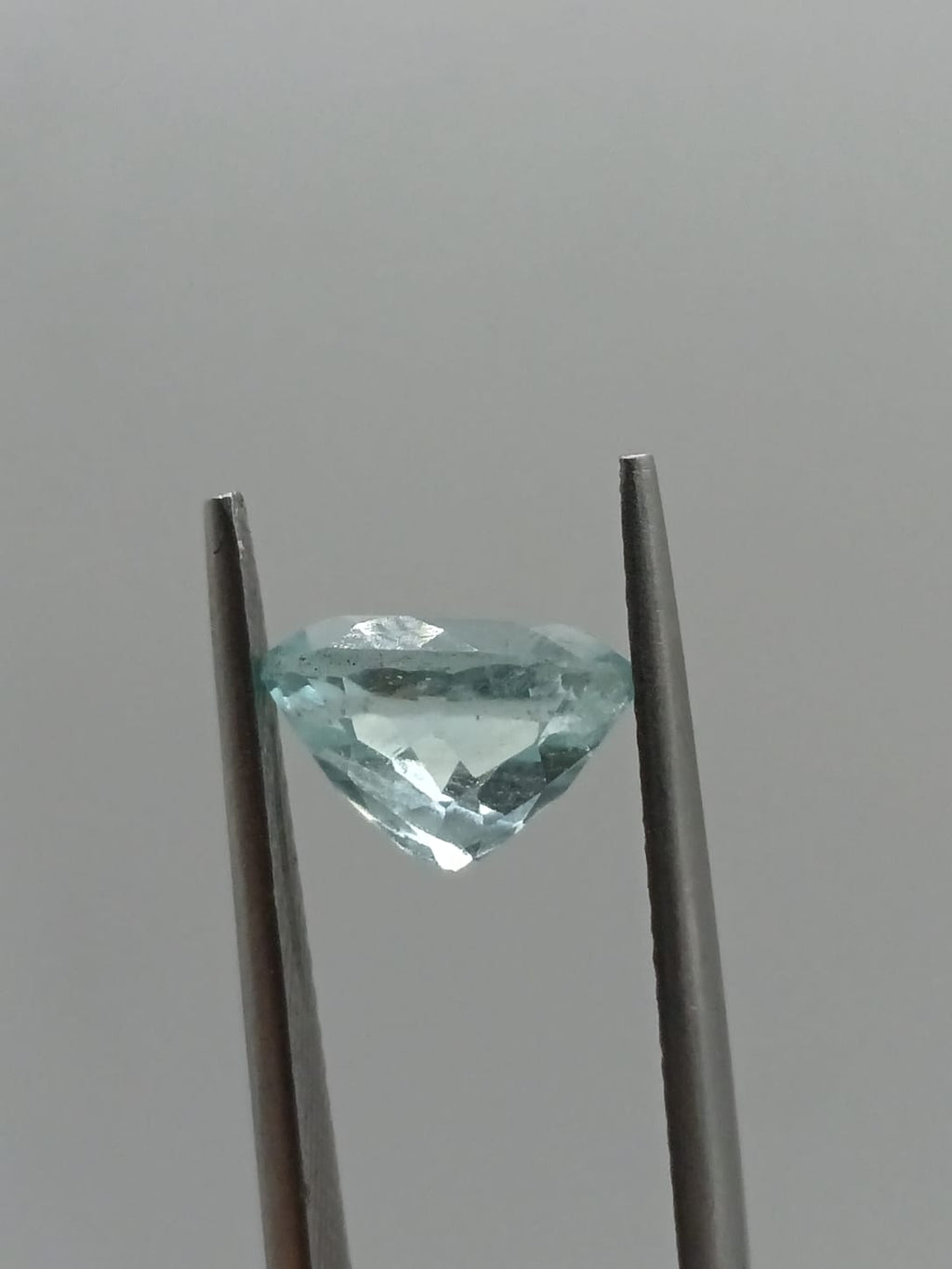 Aguamarina ovalada de 1.86ct