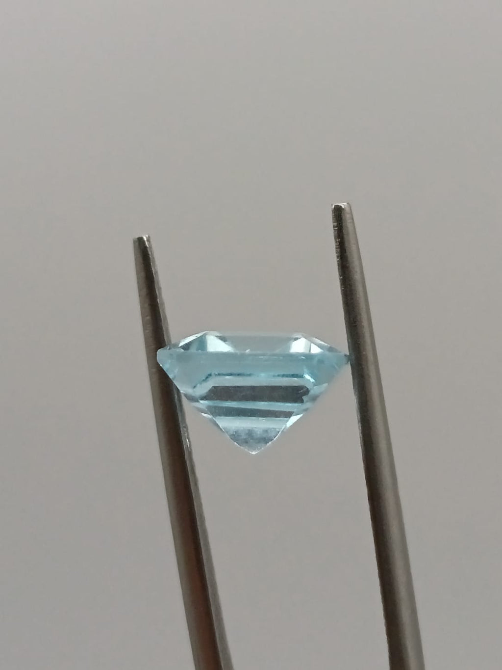 Aguamarina rectangular de 3.94ct